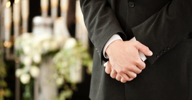 What To Wear To A Funeral